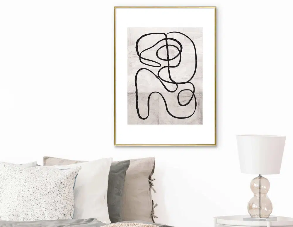 ⁦תמונת קנבס לסלון Peaceful Contemplation Beige - הדפס קנבס ממוסגר בפורמט מלבני בגווני בז׳ שחור⁩ – תמונה ⁦3⁩