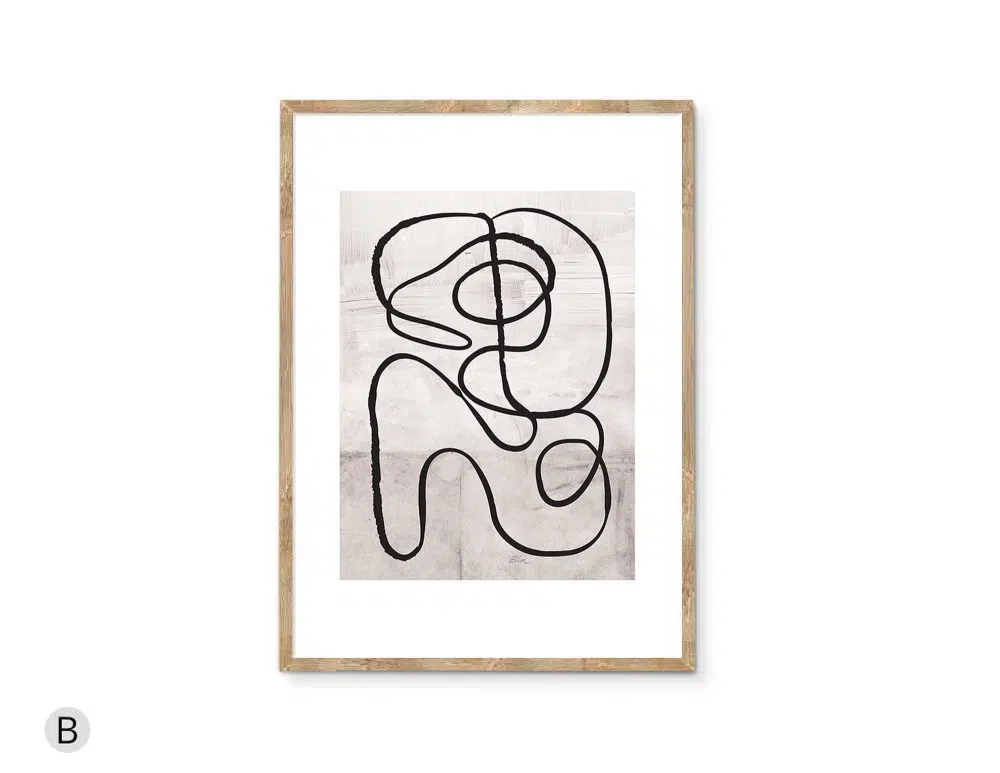 ⁦תמונת קנבס לסלון Peaceful Contemplation Beige - הדפס קנבס ממוסגר בפורמט מלבני בגווני בז׳ שחור⁩ – תמונה ⁦4⁩
