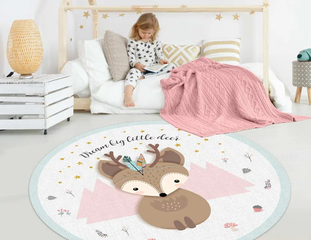 שטיח עגול לחדר ילדים Woodland Deer Pink Mint - שטיח pvc איכותי באיור מקורי מודפס בגווני ורוד מנטה אפור