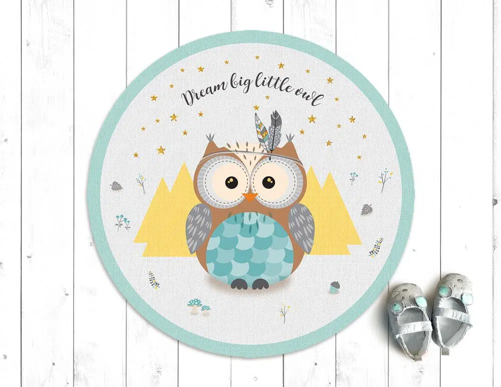 ⁦שטיח עגול לחדר ילדים Woodland Owl Mint Yellow - שטיח pvc איכותי באיור מקורי מודפס בגווני מנטה צהוב אפור⁩ – תמונה ⁦2⁩