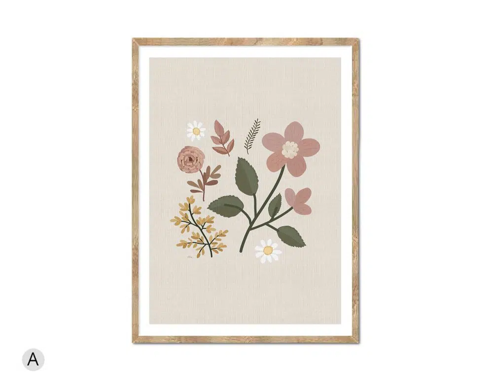 ⁦תמונה לסלון Embroidery Flowers - הדפס נייר ממוסגר בפורמט מלבני בגווני בז׳ חרדל ורוד ירוק⁩ – תמונה ⁦4⁩