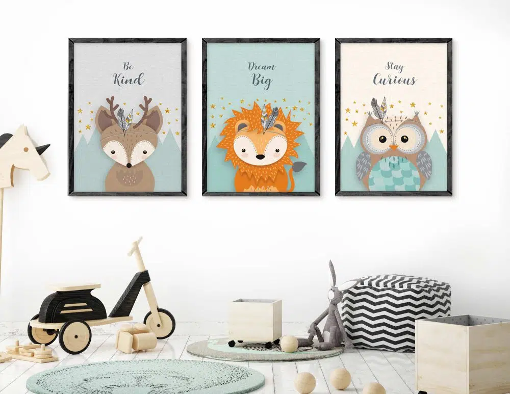 תמונות לחדר ילדים Woodland Trio Mint B - שלושה הדפסי נייר עם או ללא מסגרות בגווני מנטה שמנת אפור עם נגיעות כתום זהב