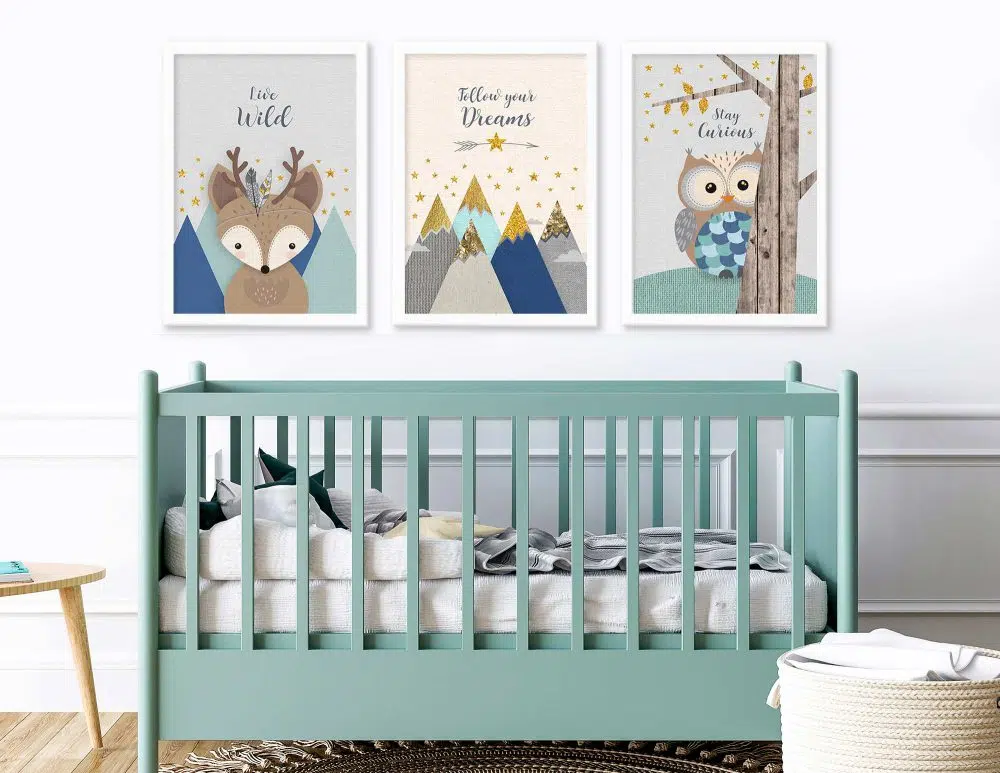 תמונות לחדר ילדים Woodland Trio Blue Mint - שלושה הדפסי נייר עם או ללא מסגרות בגווני כחול מנטה שמנת אפור עם נגיעות זהב
