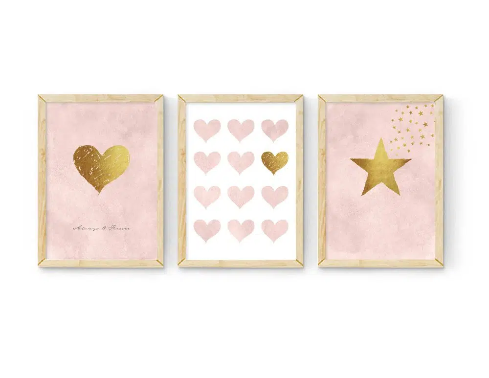 ⁦תמונות לחדר ילדים Hearts Star Trio Pink - שלושה הדפסי נייר עם או ללא מסגרות בגווני ורוד פודרה לבן עם נגיעות זהב⁩ – תמונה ⁦4⁩
