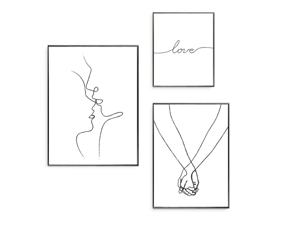 ⁦תמונות לחדר שינה Love Trio - שלושה הדפסי נייר ממוסגרים בפורמט מלבני בגווני שחור לבן⁩ – תמונה ⁦4⁩