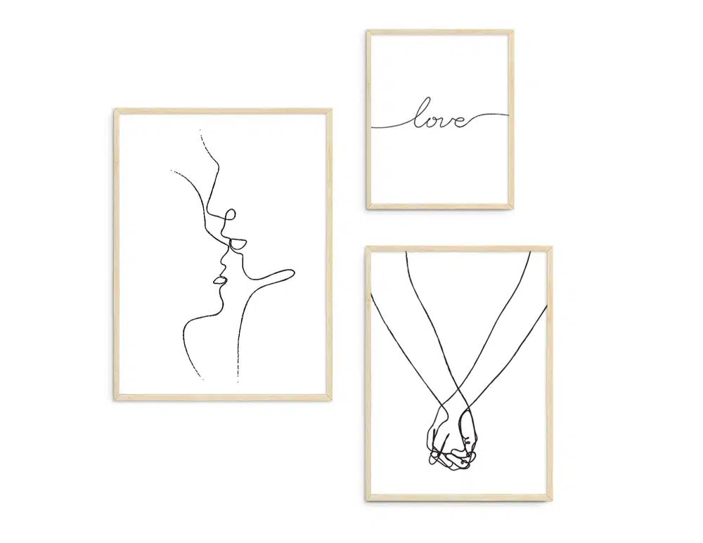 ⁦תמונות קנבס Love Trio - שלושה הדפסי קנבס ממוסגרים בפורמט מלבני בגווני שחור לבן⁩ – תמונה ⁦4⁩