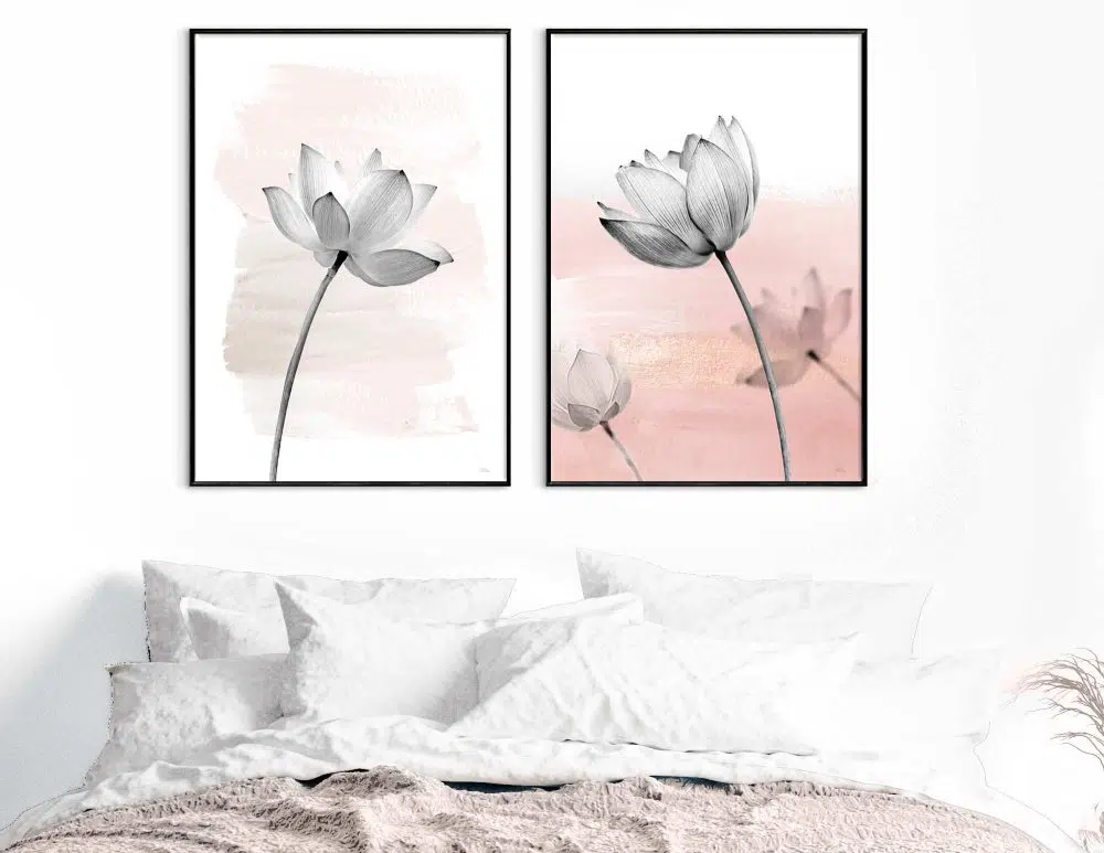 תמונות לחדר שינה Lotus Blossom Pink Duo - שני הדפסי נייר ללא מסגרת בפורמט מלבני בגווני ורוד בהיר לבן