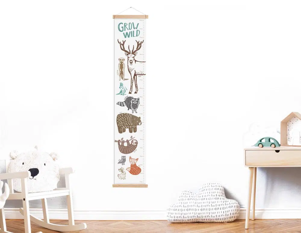 מד גובה לילדים Wild Animals Canvas Growth Chart Mint - מודפס על קנבס עם מסגרת עץ בגווני מנטה חום אפור