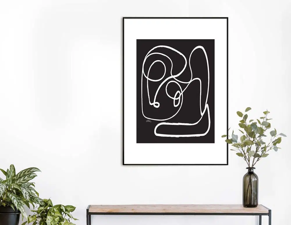 ⁦תמונת קנבס לסלון Peaceful Contemplation Black - הדפס קנבס ממוסגר בפורמט מלבני בגווני שחור לבן⁩ – תמונה ⁦2⁩
