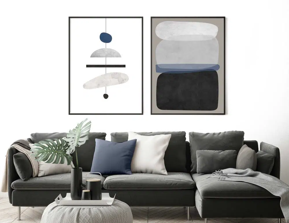 ⁦תמונות לבית Chandelier Duo Black - שני הדפסי נייר ללא מסגרת בפורמט מלבני בגווני שחור לבן עם נגיעות כחול כהה⁩ – תמונה ⁦3⁩