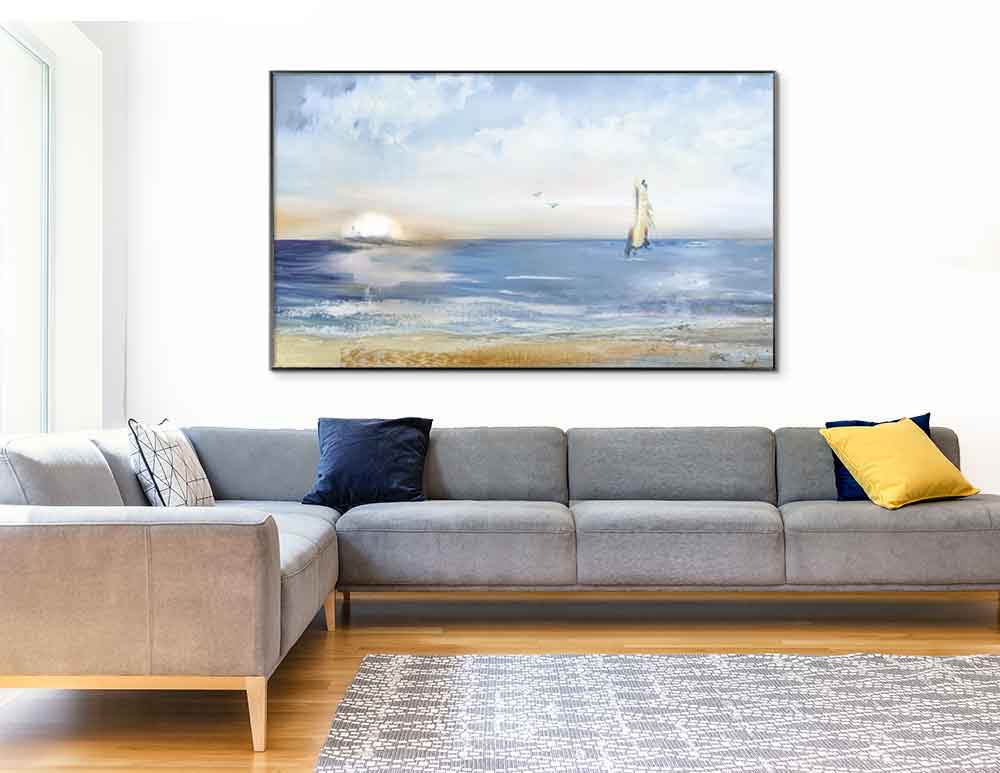 תמונה לסלון Sunset Blue Yellow - איור מקורי של ים ושקיעה בסגנון אבסטרקטי בגווני כחול חרדל אפור לבן עם נגיעות שחור זהב. יעוץ והדמיה ללא עלות - כנסו.